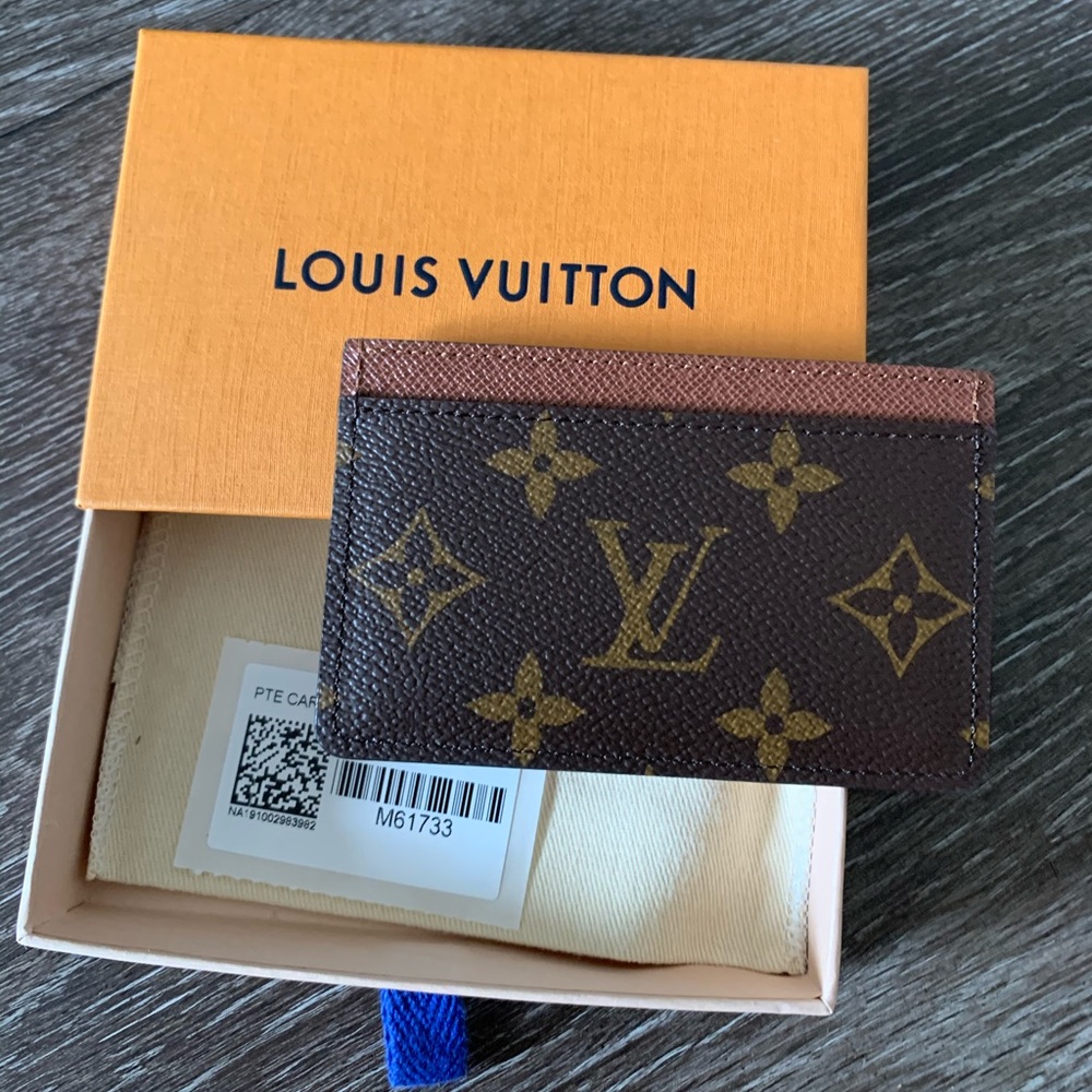 Real Louis Vuitton card wallet